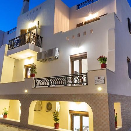 Naxos Diamond Studios Apartments Naxos City エクステリア 写真