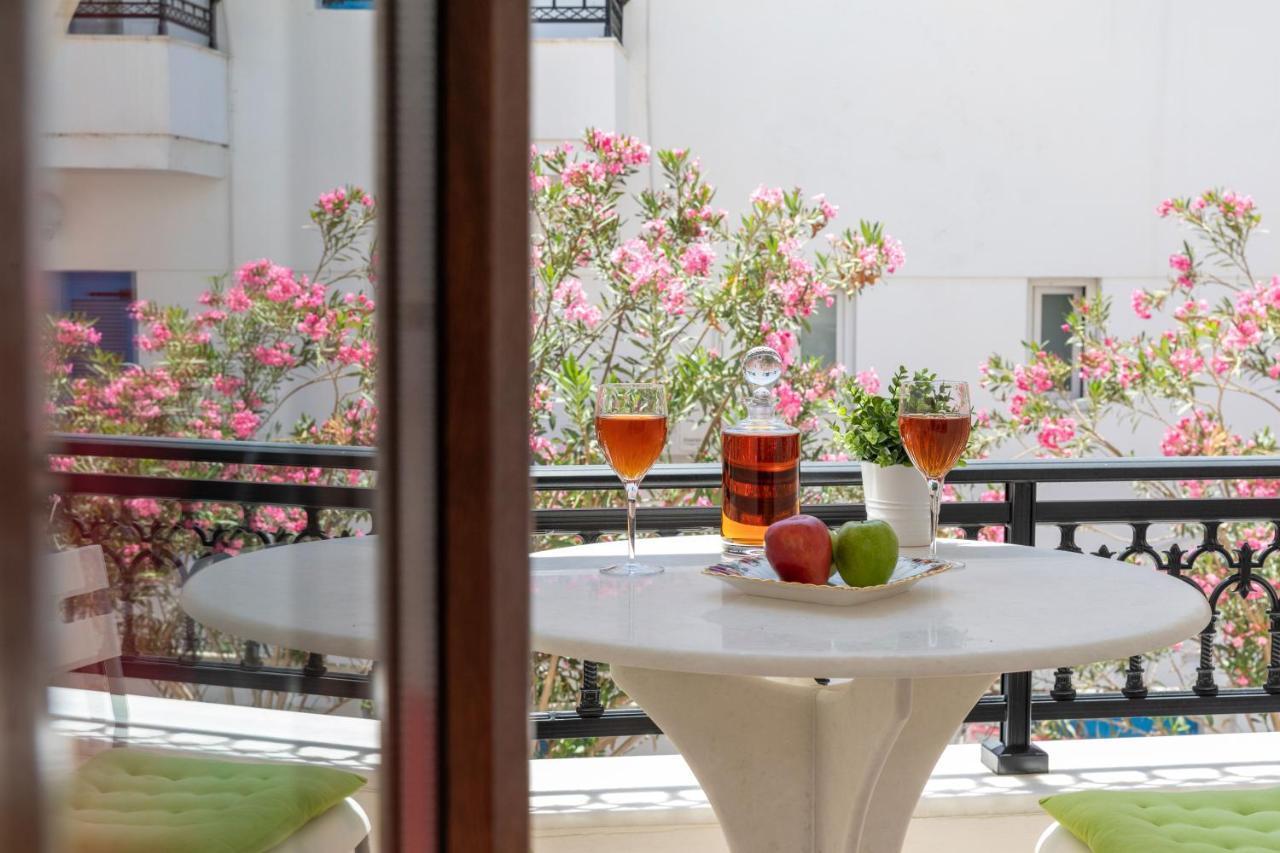 Naxos Diamond Studios Apartments Naxos City エクステリア 写真