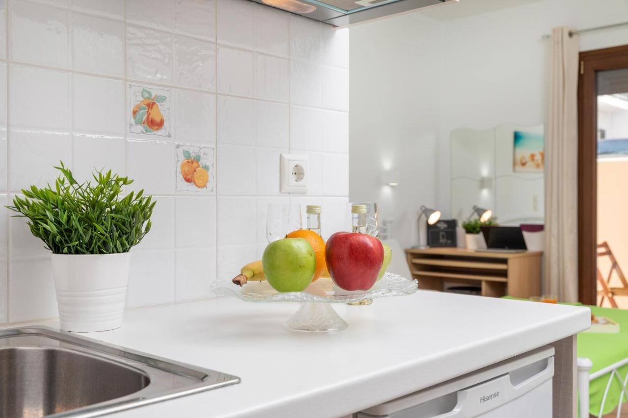 Naxos Diamond Studios Apartments Naxos City エクステリア 写真