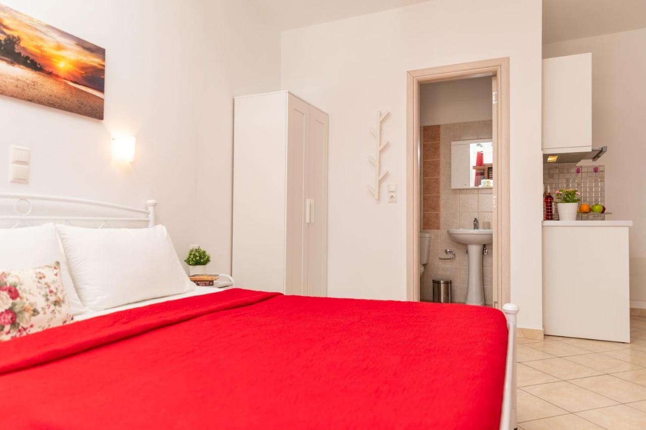 Naxos Diamond Studios Apartments Naxos City エクステリア 写真