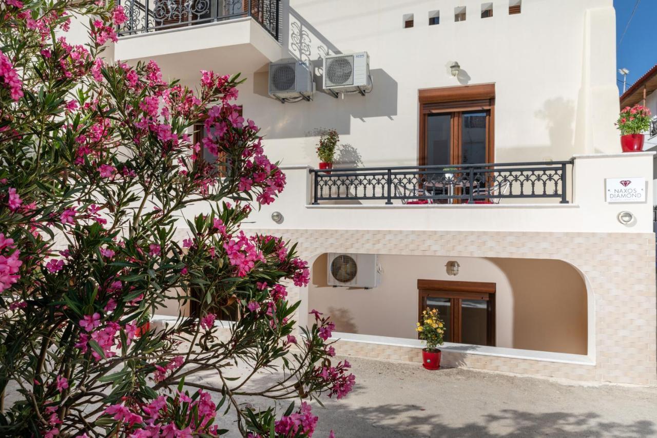 Naxos Diamond Studios Apartments Naxos City エクステリア 写真
